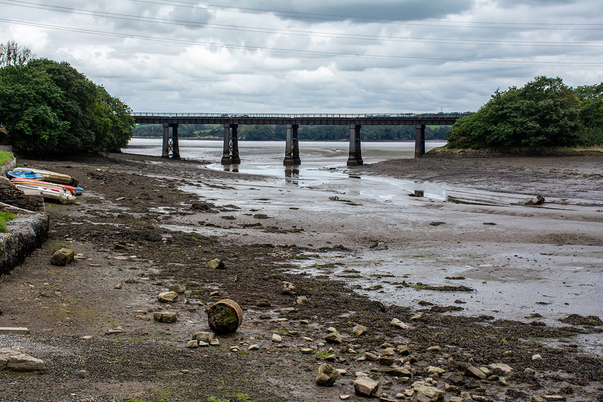 The entrance to Tamerton Lake